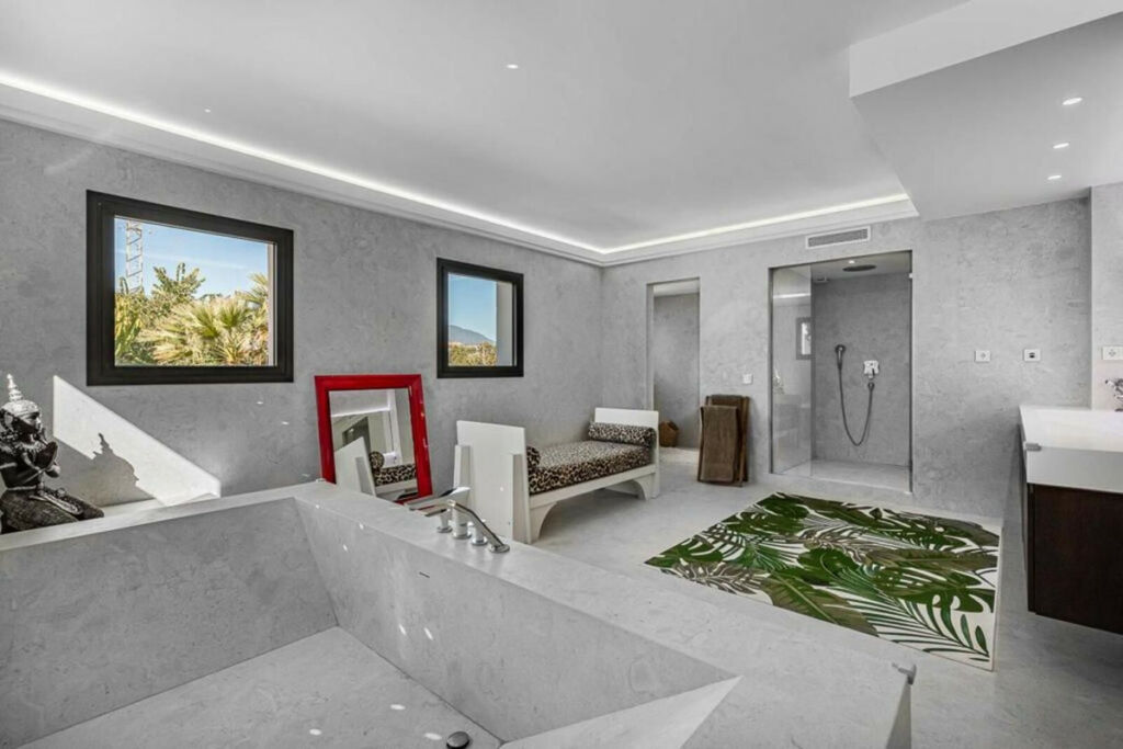 Detached Villa Atalaya Málaga - image 17