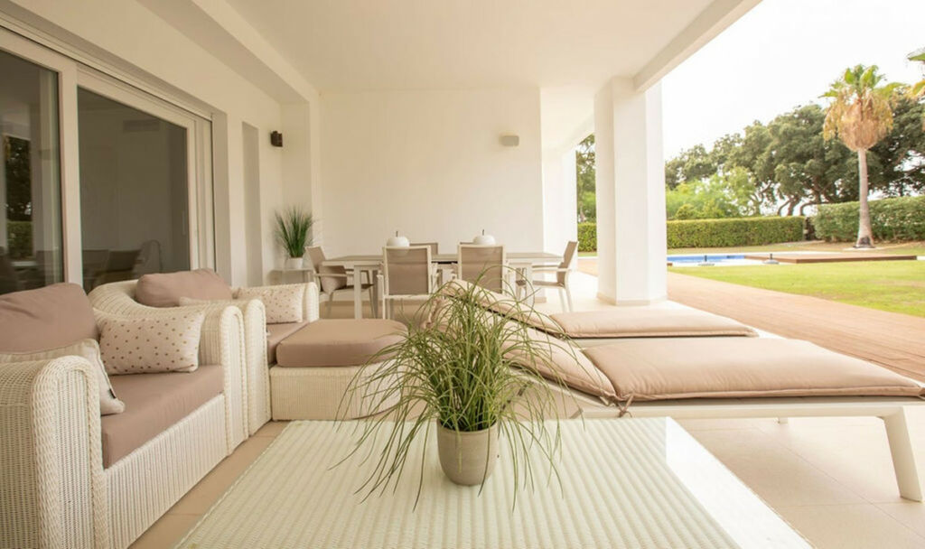 Detached Villa San Roque Club Cádiz - zdjęcie 2
