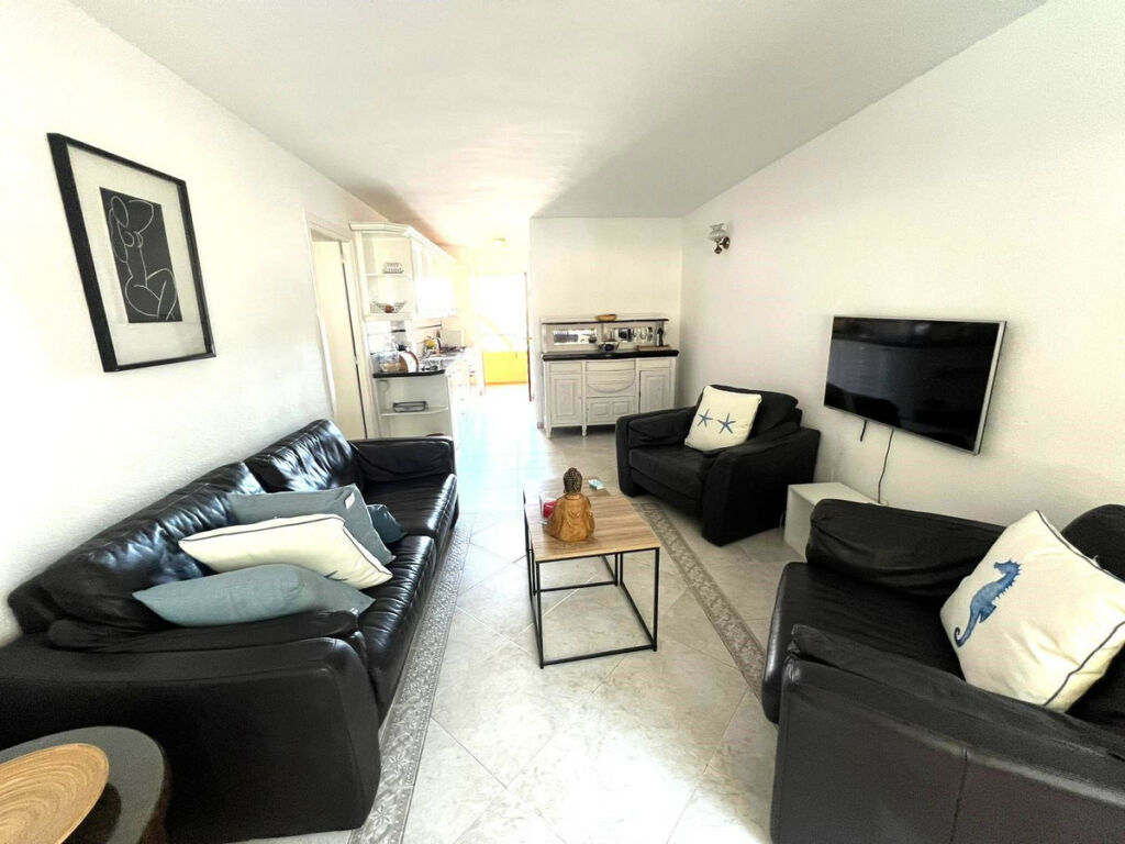 Middle Floor Apartment Calypso Málaga - imagen 3