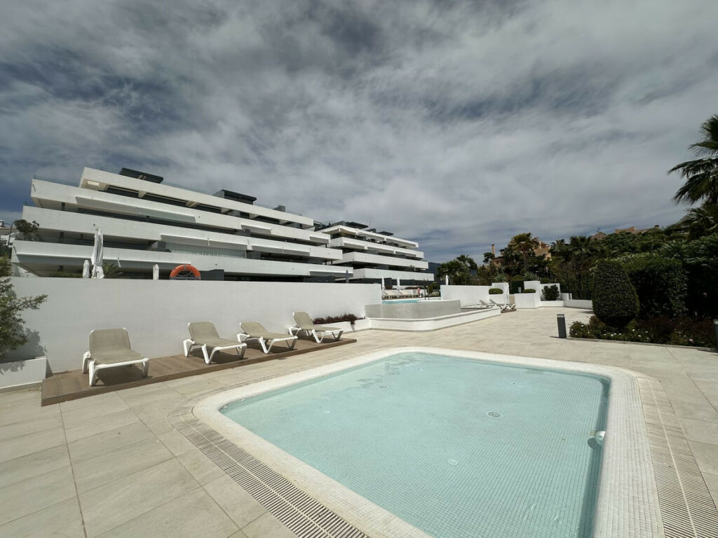 Middle Floor Apartment Estepona Málaga - Bild 30