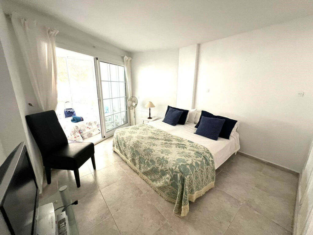 Middle Floor Apartment Calypso Málaga - imagen 5