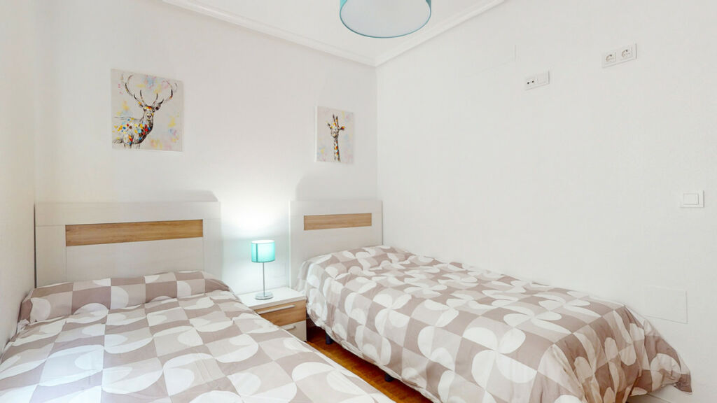 Semi-Detached House San Miguel de Salinas Alicante - image 11