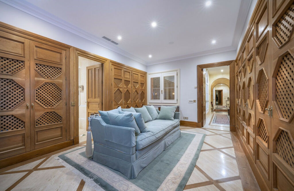 Detached Villa San Roque Club Cádiz - zdjęcie 11