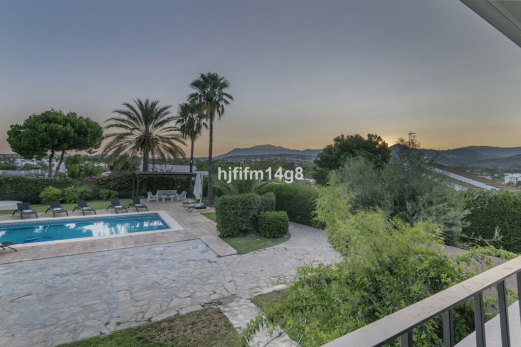 Detached Villa San Pedro de Alcántara Málaga - imagen 27