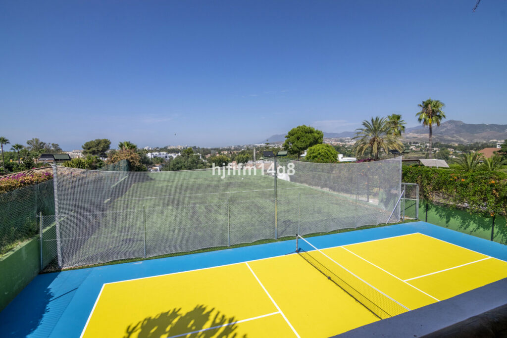 Detached Villa San Pedro de Alcántara Málaga - imagen 33