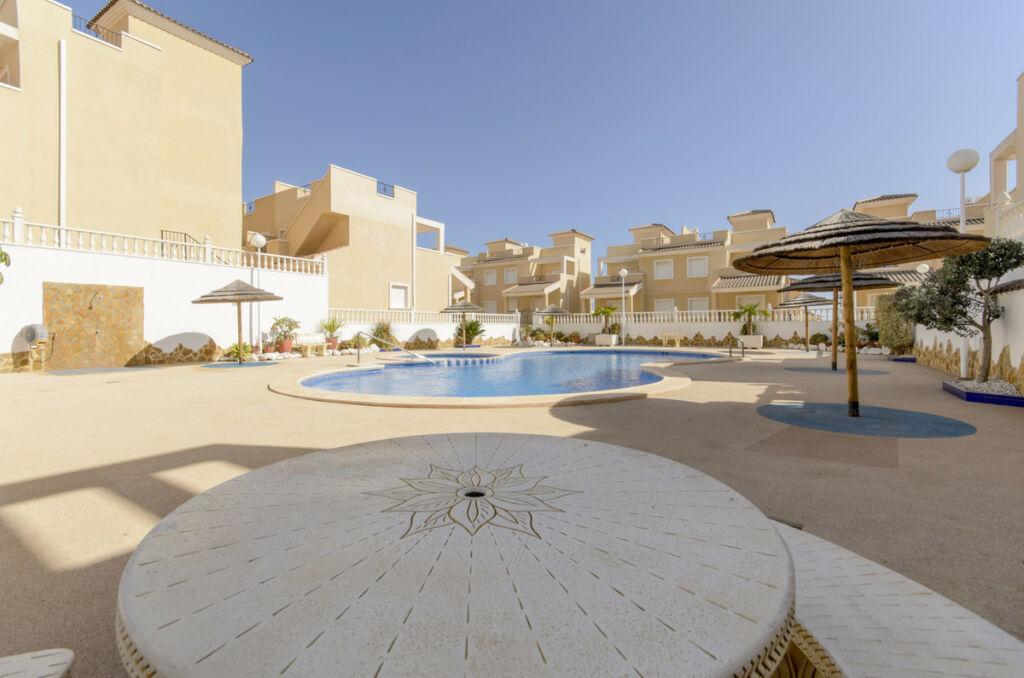 Semi-Detached House San Miguel de Salinas Alicante - image 34