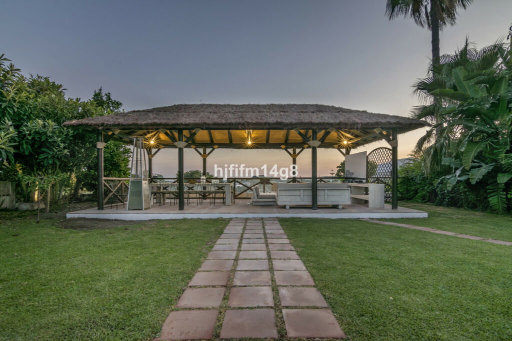 Detached Villa San Pedro de Alcántara Málaga - imagen 43