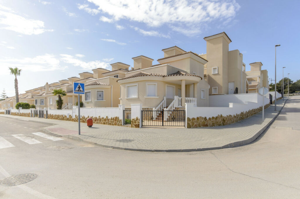 Semi-Detached House San Miguel de Salinas Alicante - image 49