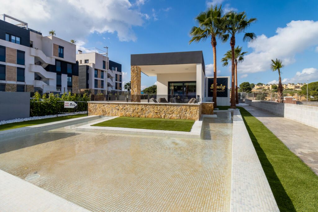 Middle Floor Apartment Los Altos Alicante - image 49