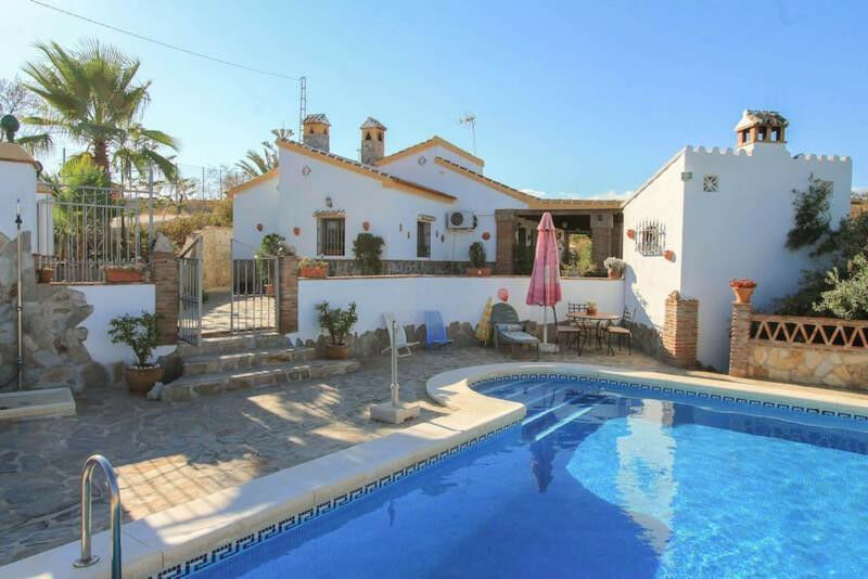 Detached Villa Guaro Málaga - imagen 49