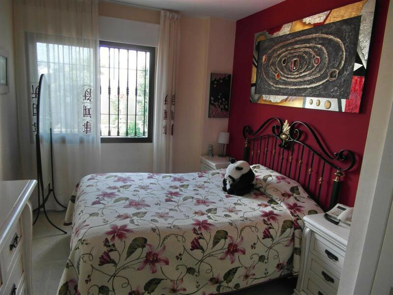Middle Floor Apartment Benagalbon Málaga - imagen 10