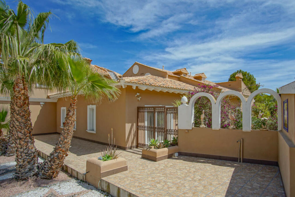 Detached Villa La Nucia Alicante - imagen 10