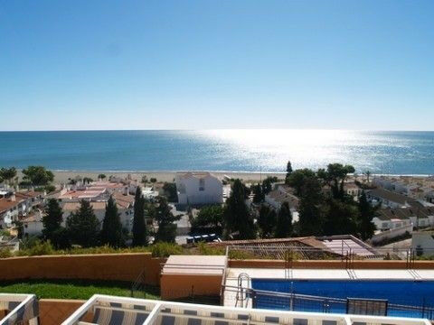 Townhouse Benajarafe Málaga - image 10