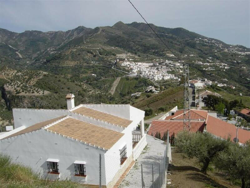 Detached Villa Canillas de Albaida Málaga - imagen 11