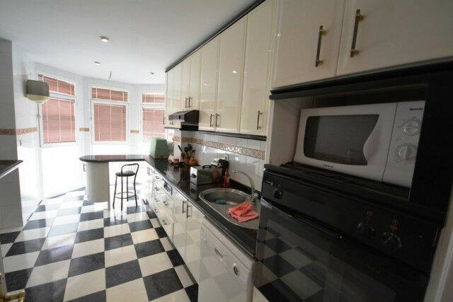 Middle Floor Apartment La Cala del Moral Málaga - imagen 11