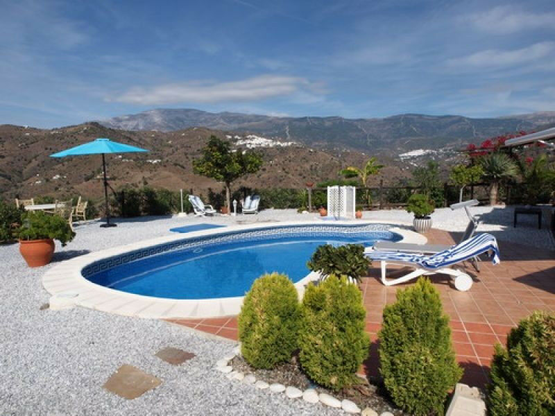 Detached Villa Sayalonga Málaga - imagen 11