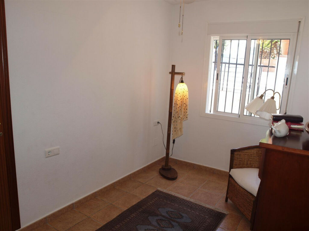 Middle Floor Apartment Benajarafe Málaga - Bild 12