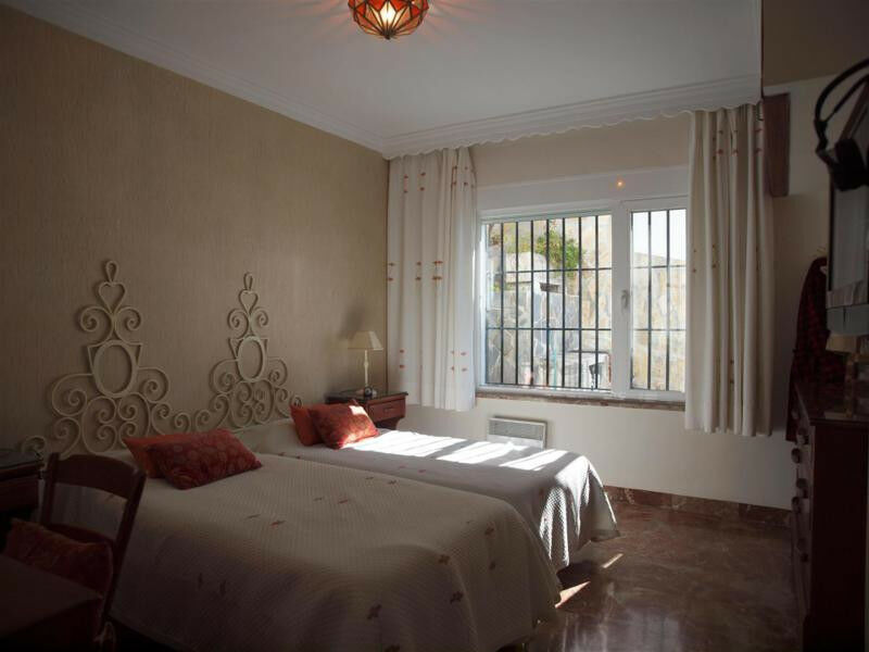Detached Villa Benajarafe Málaga - imagen 12