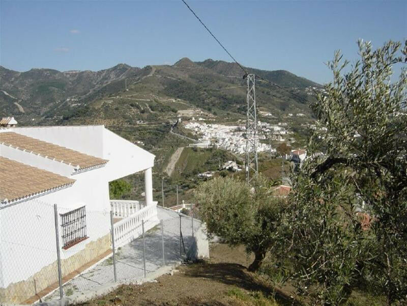 Detached Villa Canillas de Albaida Málaga - imagen 12