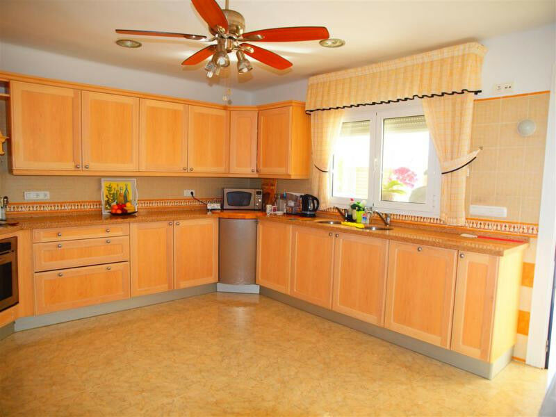 Detached Villa Alcaucín Málaga - imagen 12