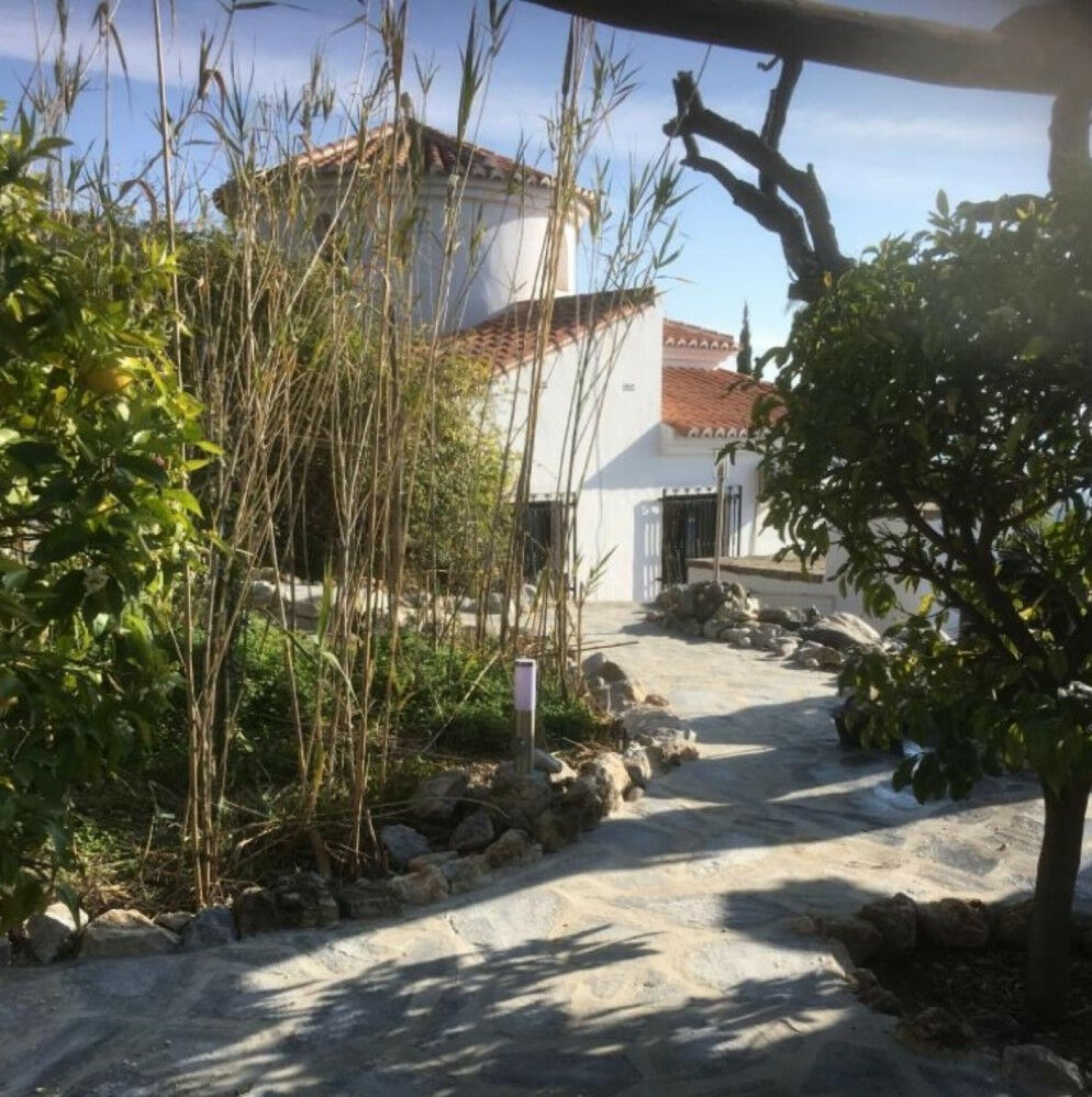 Detached Villa Canillas de Aceituno Málaga - Bild 13