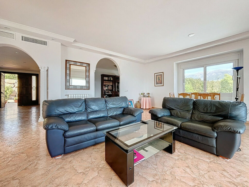 Detached Villa Periana Málaga - imagen 13