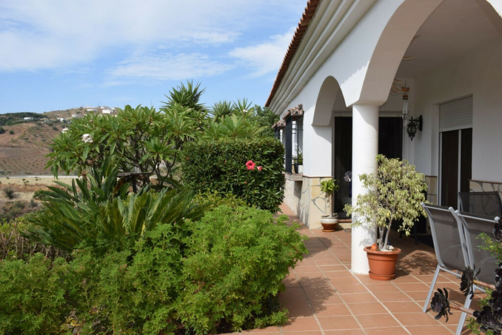 Detached Villa La Viñuela Málaga - imagen 13