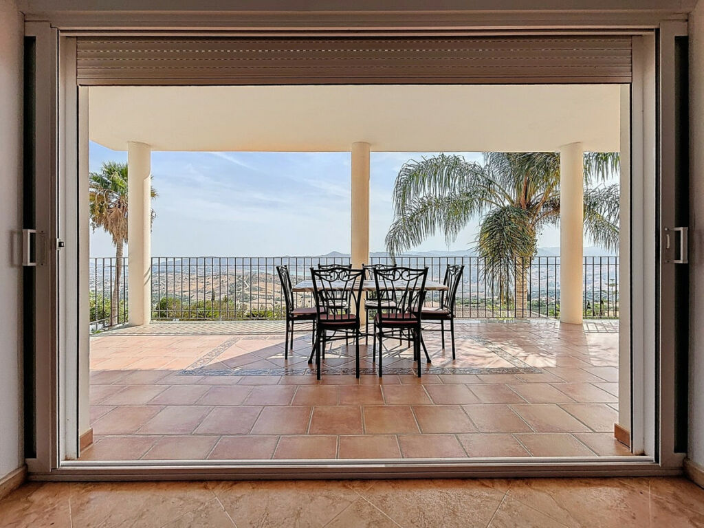Detached Villa Periana Málaga - imagen 14