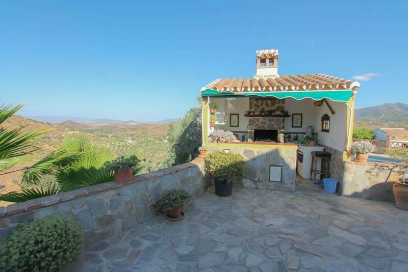 Detached Villa Guaro Málaga - imagen 15