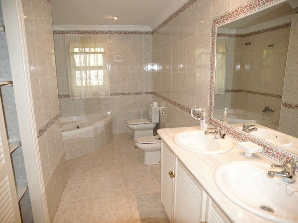 Detached Villa Almayate Málaga - Bild 14