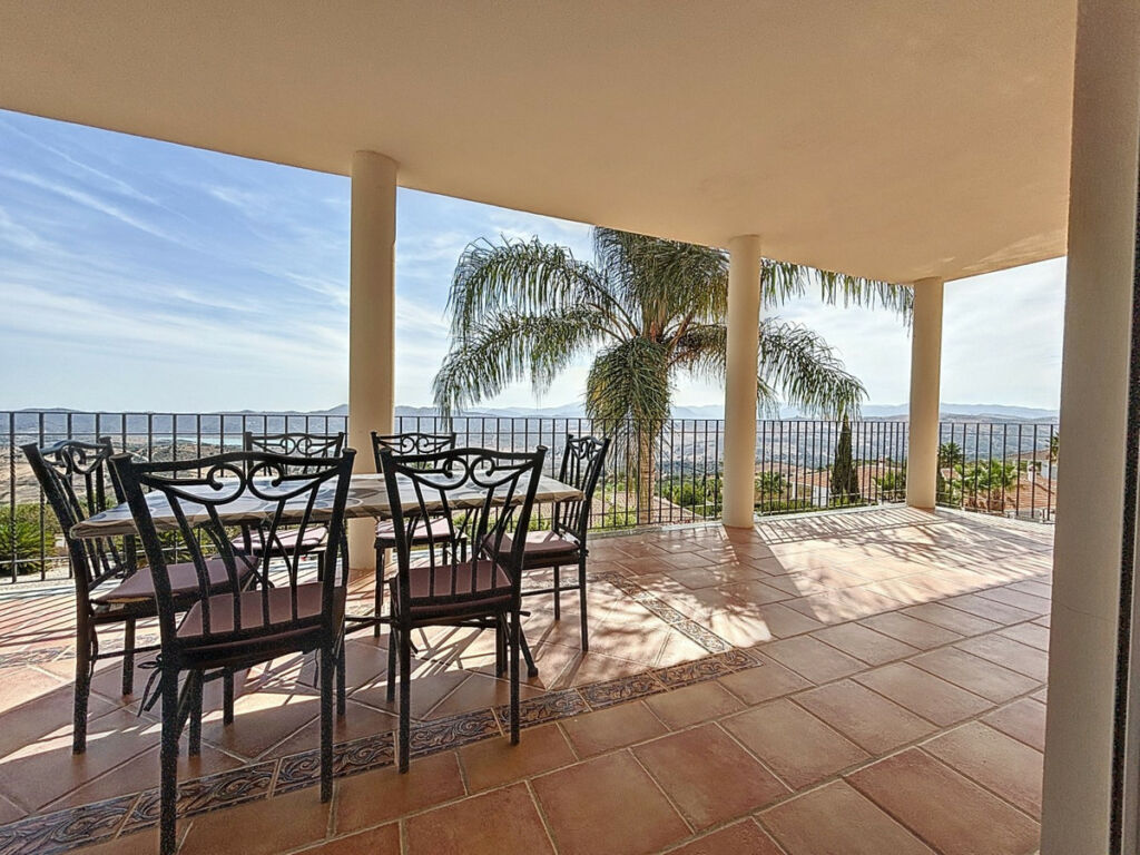 Detached Villa Periana Málaga - imagen 15