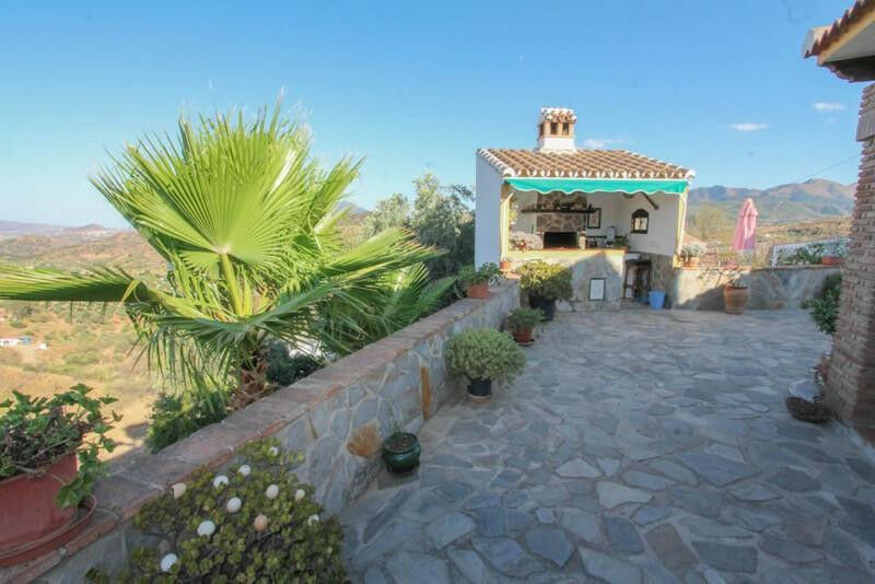 Detached Villa Guaro Málaga - imagen 16
