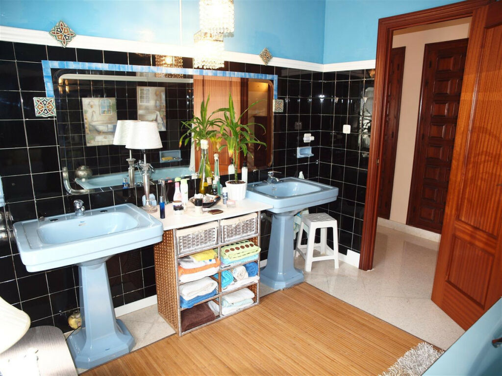 Detached Villa Benajarafe Málaga - imagen 15