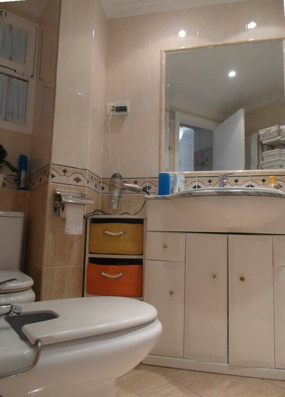Middle Floor Apartment Torre del Mar Málaga - imagen 15