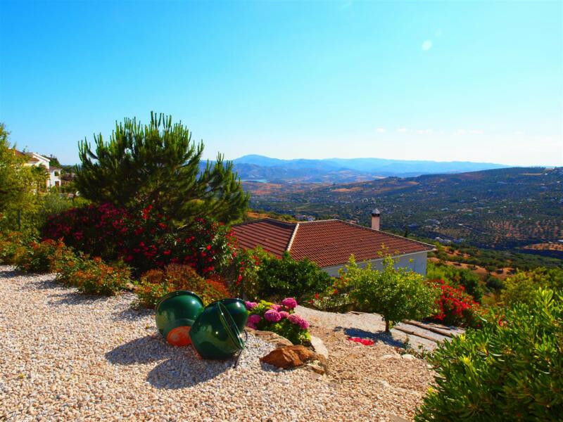 Detached Villa Alcaucín Málaga - imagen 15
