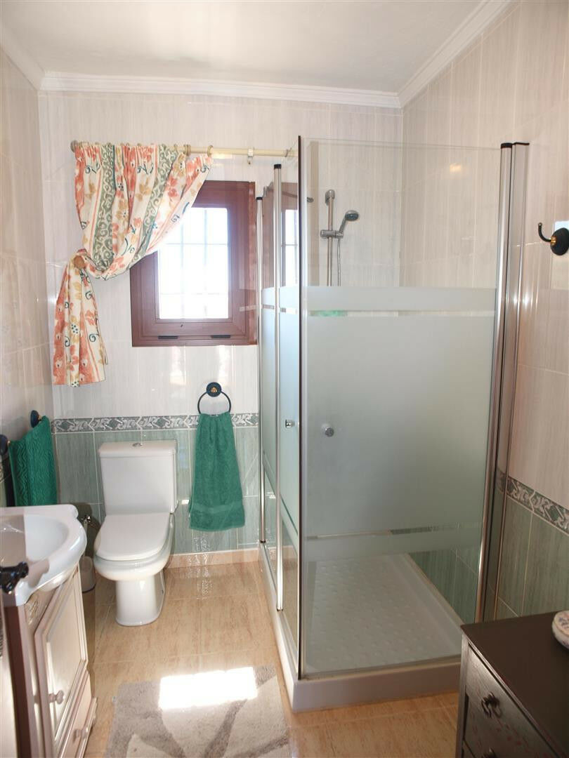 Detached Villa Viñuela Málaga - imagen 16