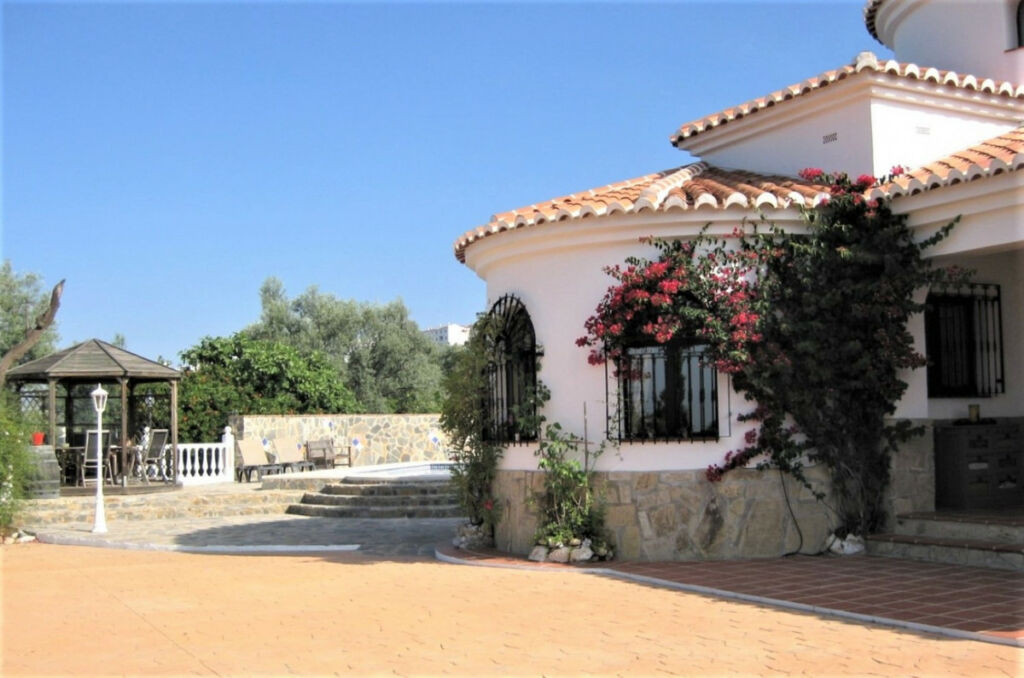 Detached Villa Canillas de Aceituno Málaga - Bild 16