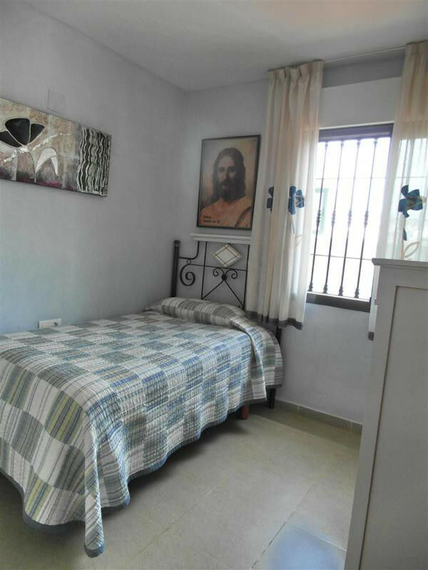Middle Floor Apartment Benagalbon Málaga - imagen 16