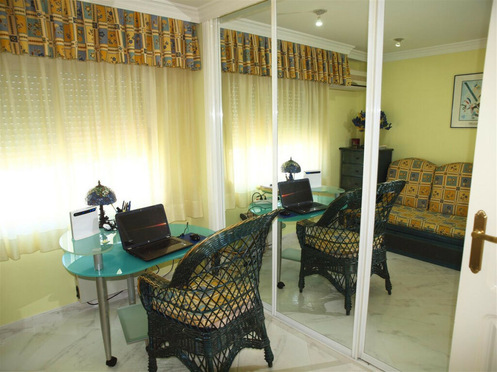 Middle Floor Apartment Algarrobo Málaga - imagen 17
