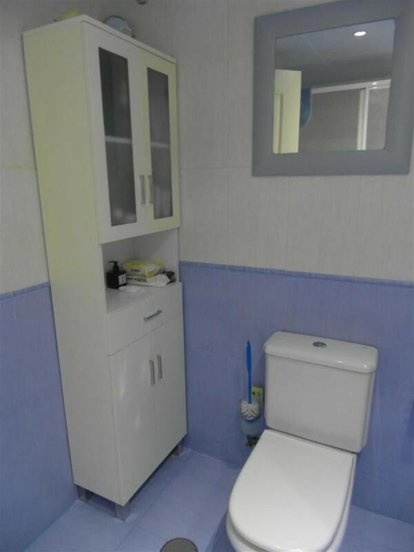 Middle Floor Apartment Benagalbon Málaga - imagen 18