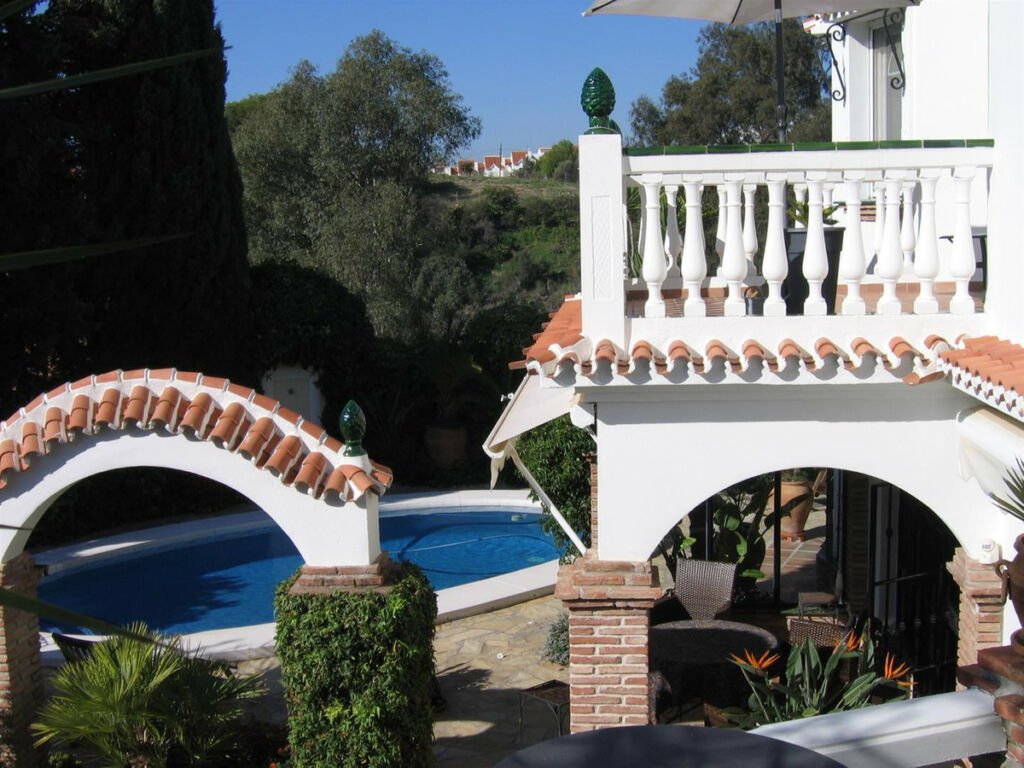 Detached Villa Benajarafe Málaga - imagen 18