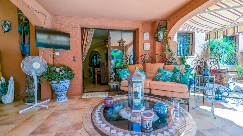 Detached Villa Orba Alicante - Bild 18