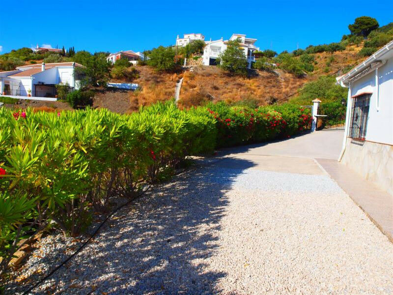 Detached Villa Alcaucín Málaga - imagen 19