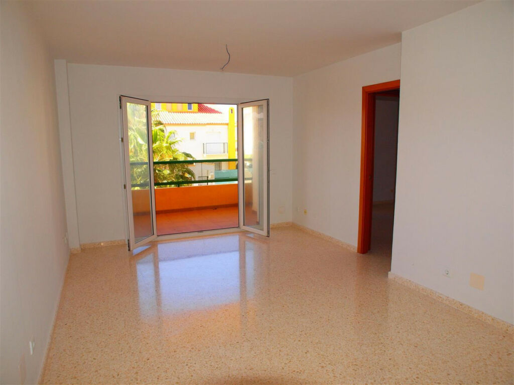Middle Floor Apartment Algarrobo Málaga - Bild 2
