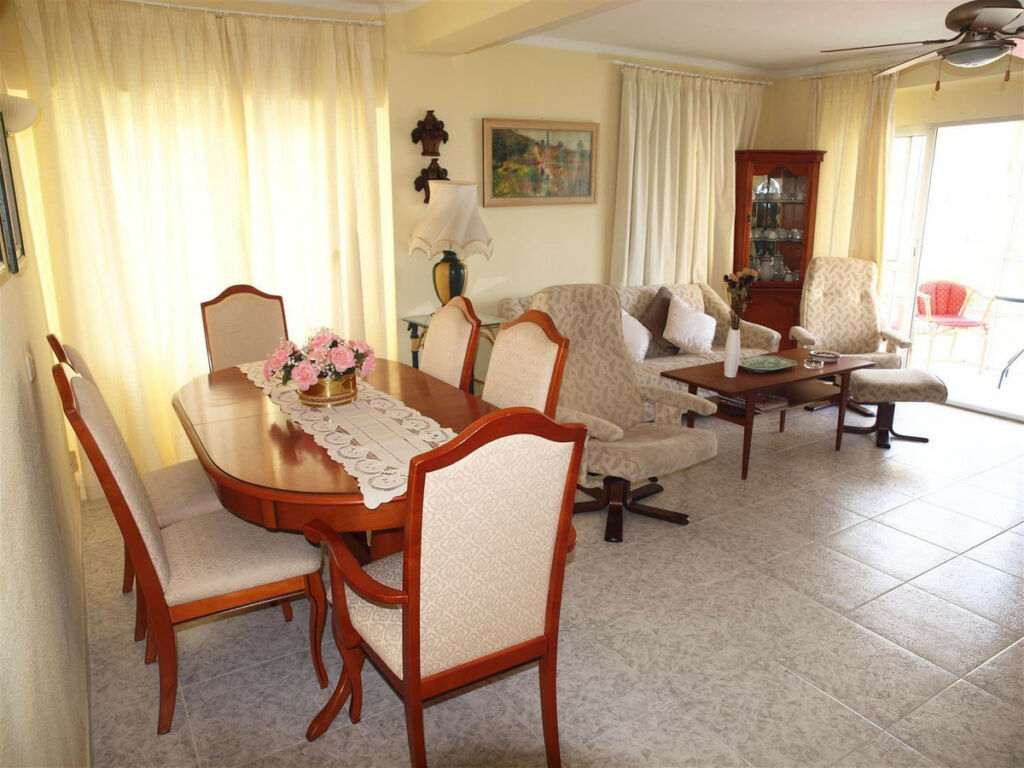 Middle Floor Apartment Algarrobo Málaga - imagen 2