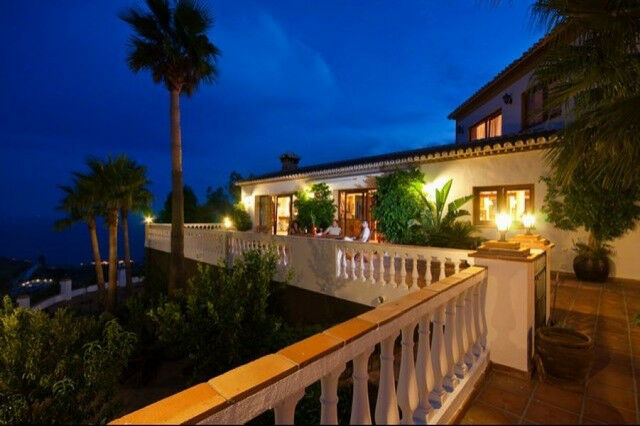 Detached Villa Nerja Málaga - imagen 2