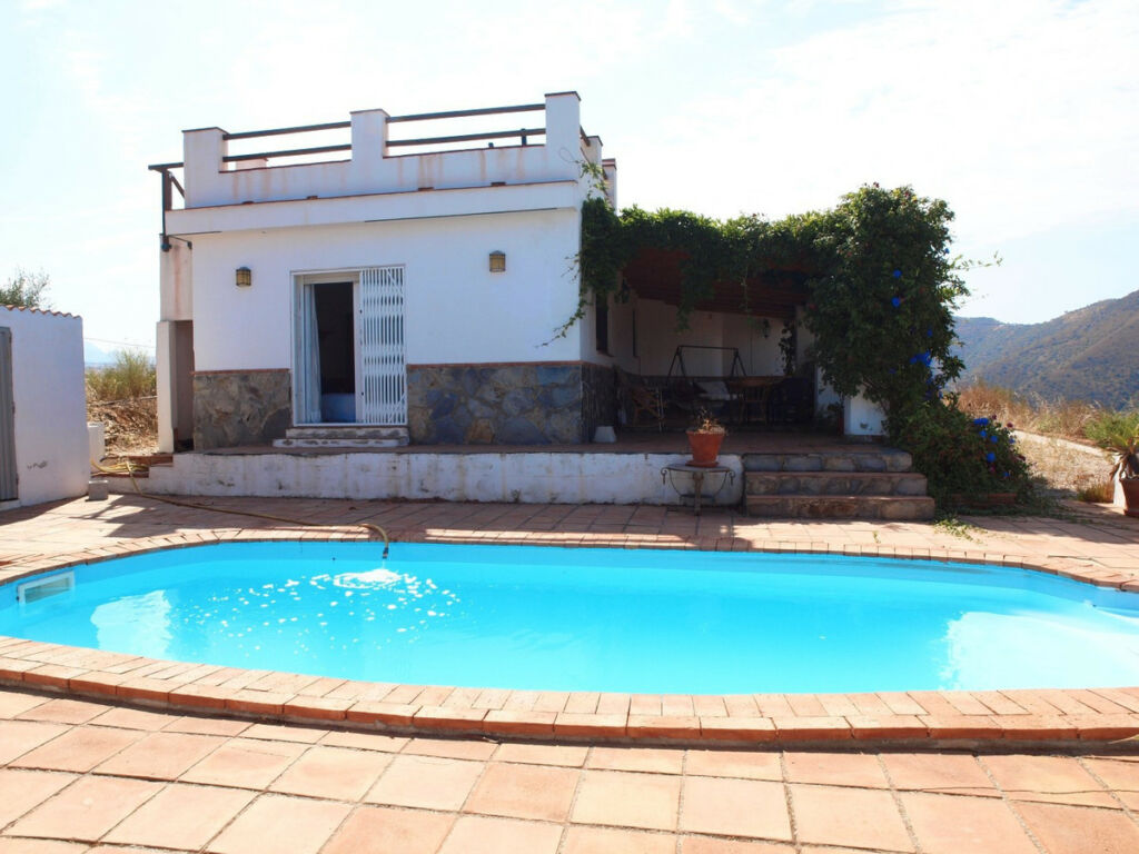 Detached Villa Canillas de Aceituno Málaga - imagen 2