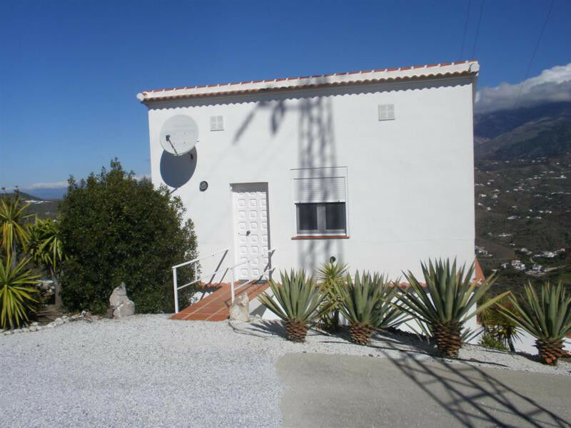 Detached Villa Cómpeta Málaga - imagen 2