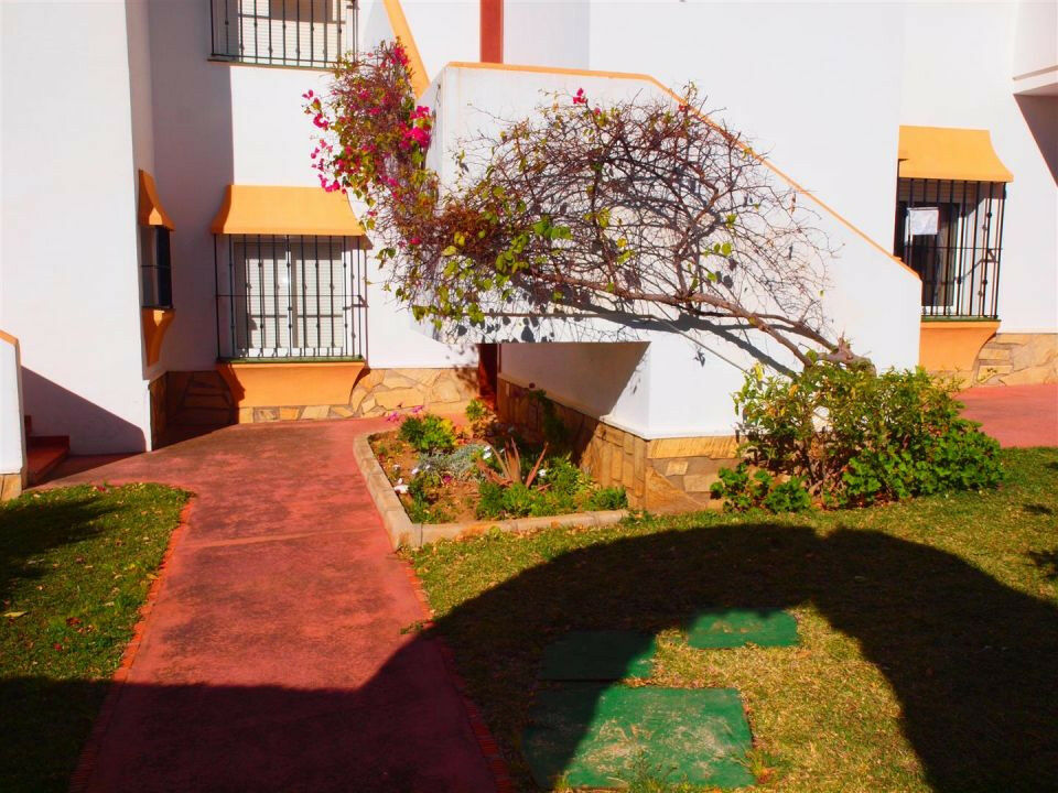 Middle Floor Apartment Torrox Málaga - Bild 2