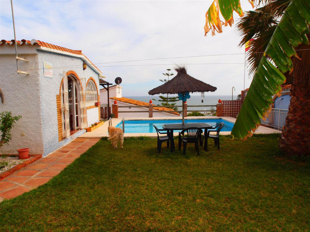 Detached Villa Benajarafe Málaga - Bild 2